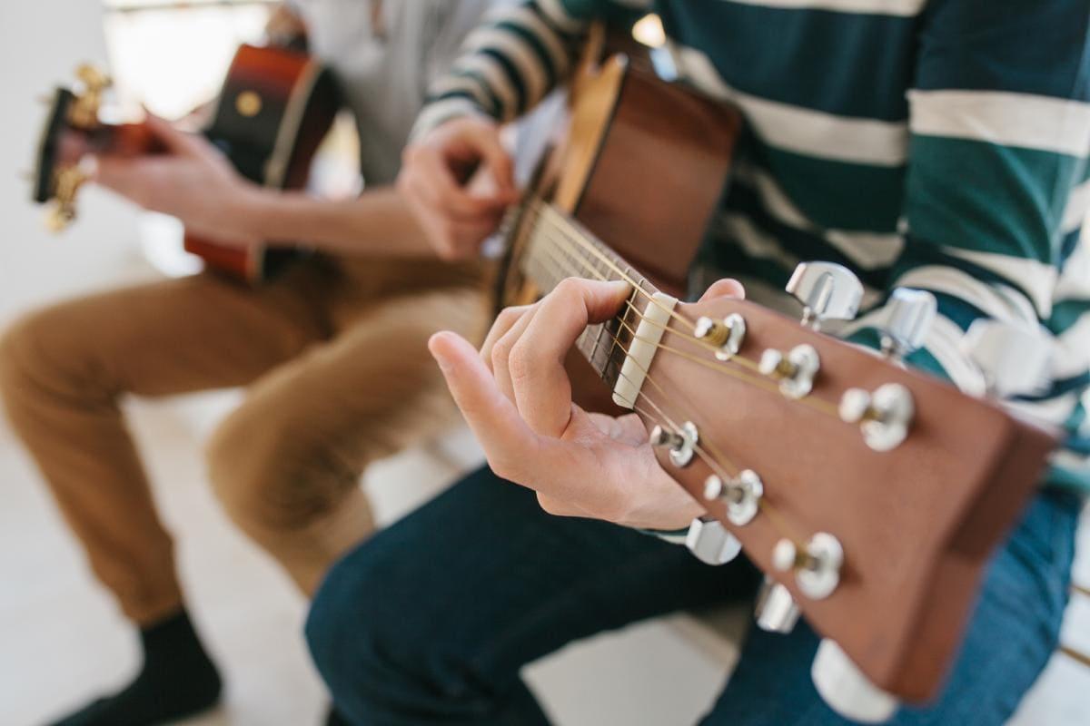 Finding Your Sound: Exploring Different Guitar Genres and Styles